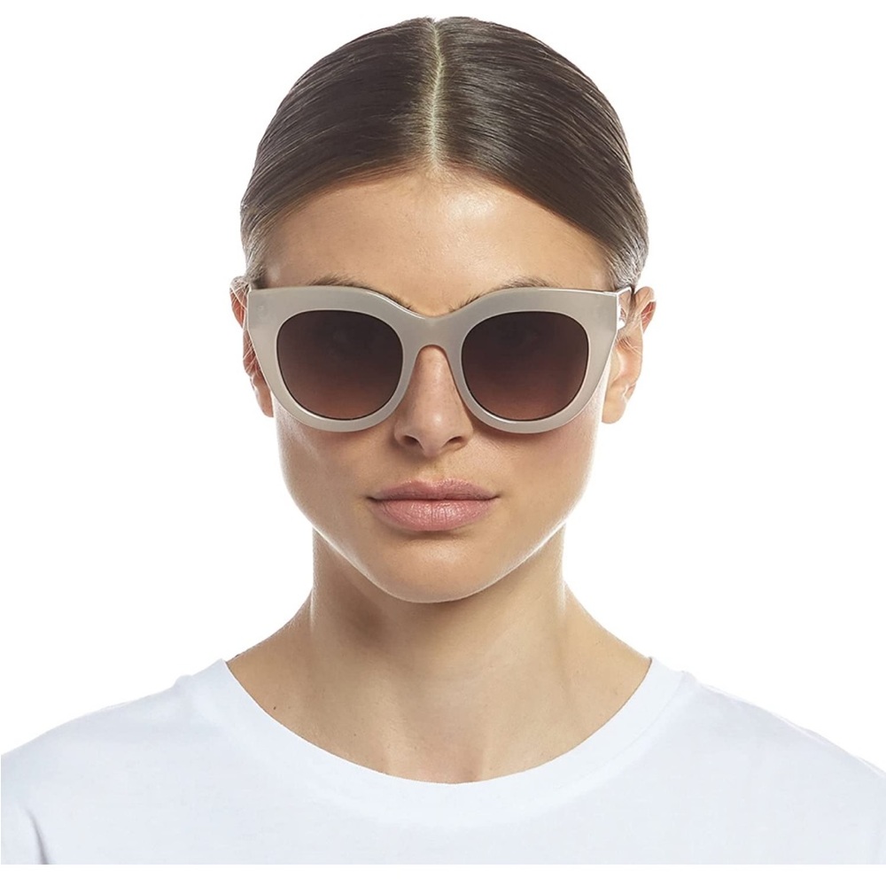 Le specs sunglasses. air heart style in oatmeal
